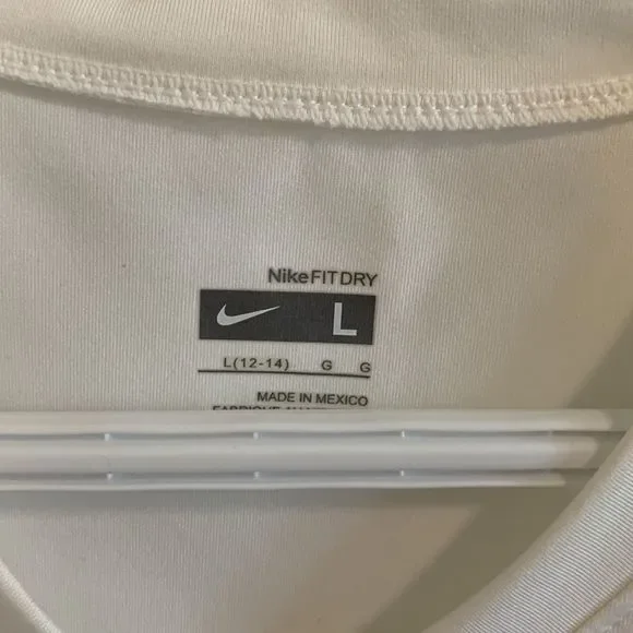 Nike Tank - Picture 3 of 3